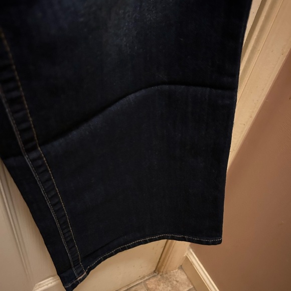 Maurice’s Woman’s Jeans Sz. 22W Short Mid Rise Slim Boot Denim Flex NWT - Picture 8 of 13